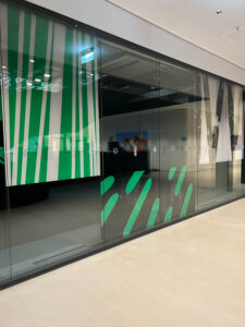 Tape Art Gestaltung für DLD Conference Munich 2023 – DUMBO AND GERALD – München